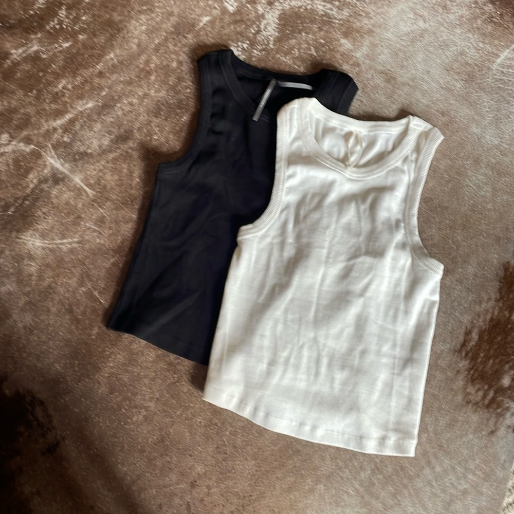 Anthropologie tanks. Set of 2. Black. Winter white. XS